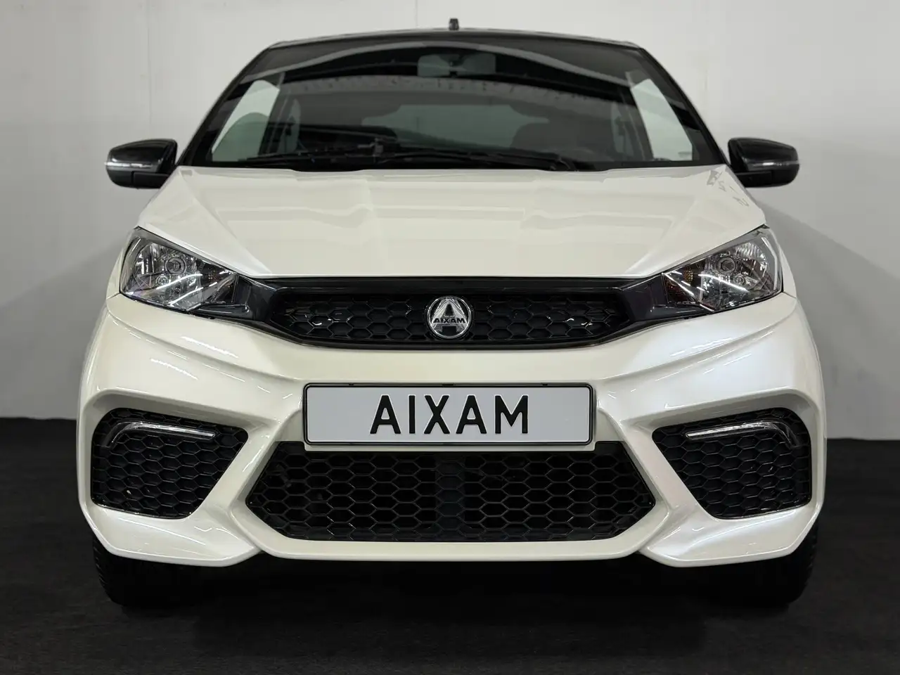 Aixam Coupe e-GTI, Sport, Elektro, Webasto, Carplay, Sound, RFK, Emotion, Inkl Lieferung, миниатюра 6