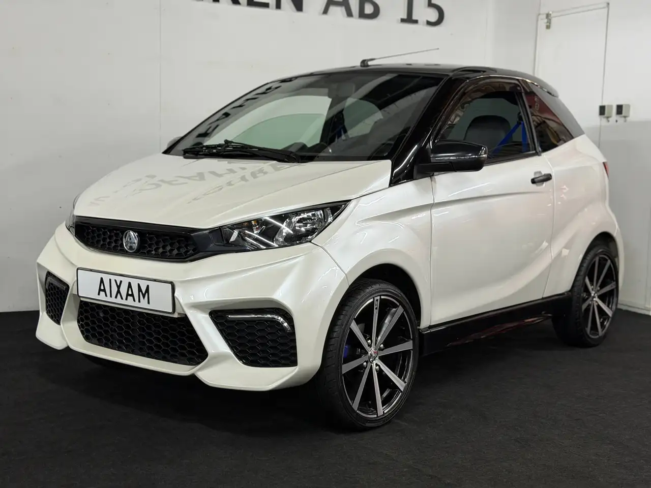 Aixam Coupe e-GTI, Sport, Elektro, Webasto, Carplay, Sound, RFK, Emotion, Inkl Lieferung, миниатюра 2