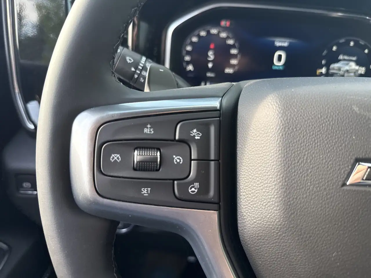 Chevrolet Silverado 1500 снимка Chevrolet Silverado 1500