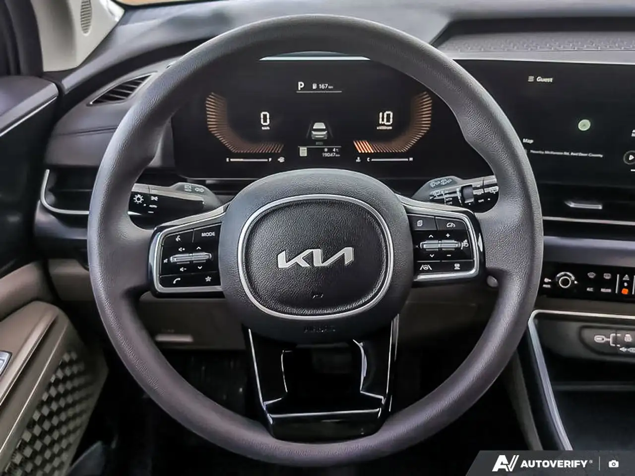 Kia Carnival снимка Kia Carnival