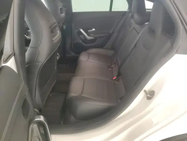 Mercedes-Benz CLA view 7