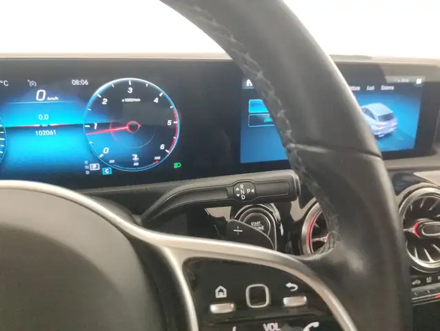 Mercedes-Benz CLA view 9