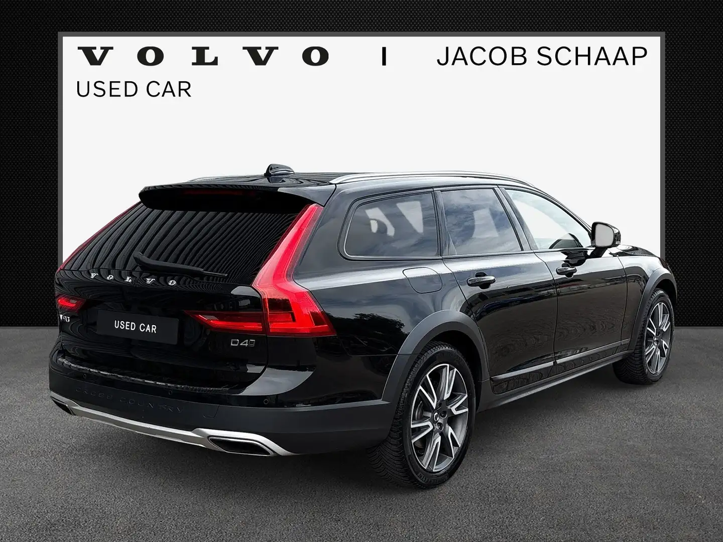 Volvo V90 Cross Country 2.0 D4 Pro / BLIS / Head-up display / Elektrisch p Zwart - 2
