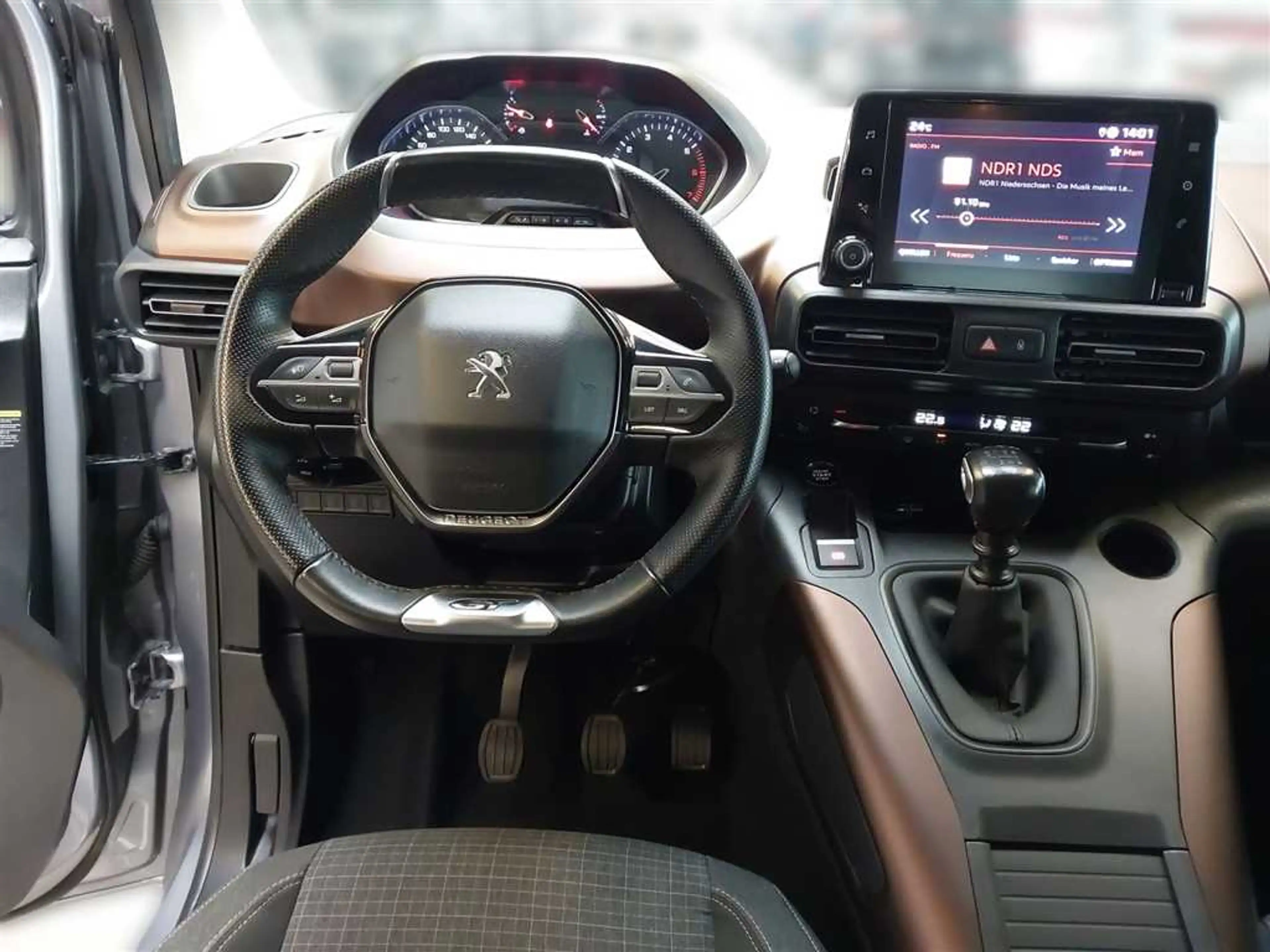 Peugeot Rifter Kombi GT 1.5 BlueHDi 130 — photo 9