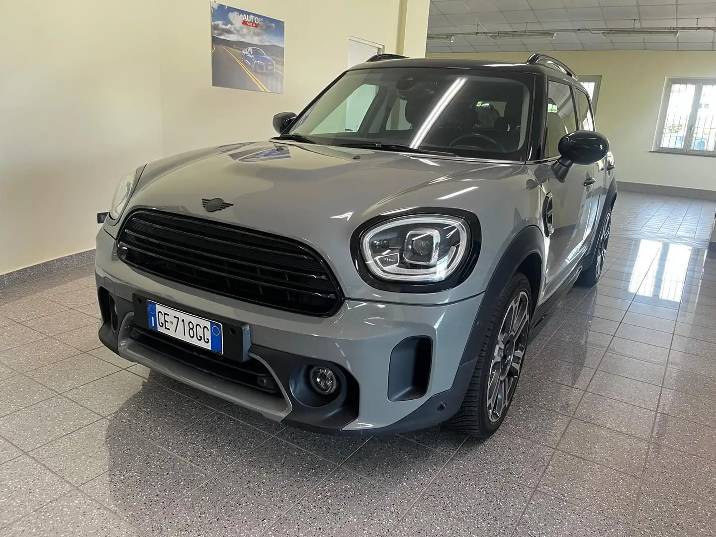 MINI Cooper Countryman Mini 1.5 Cooper Countryman Autom. CON PROMO PLUS Szürke - 2