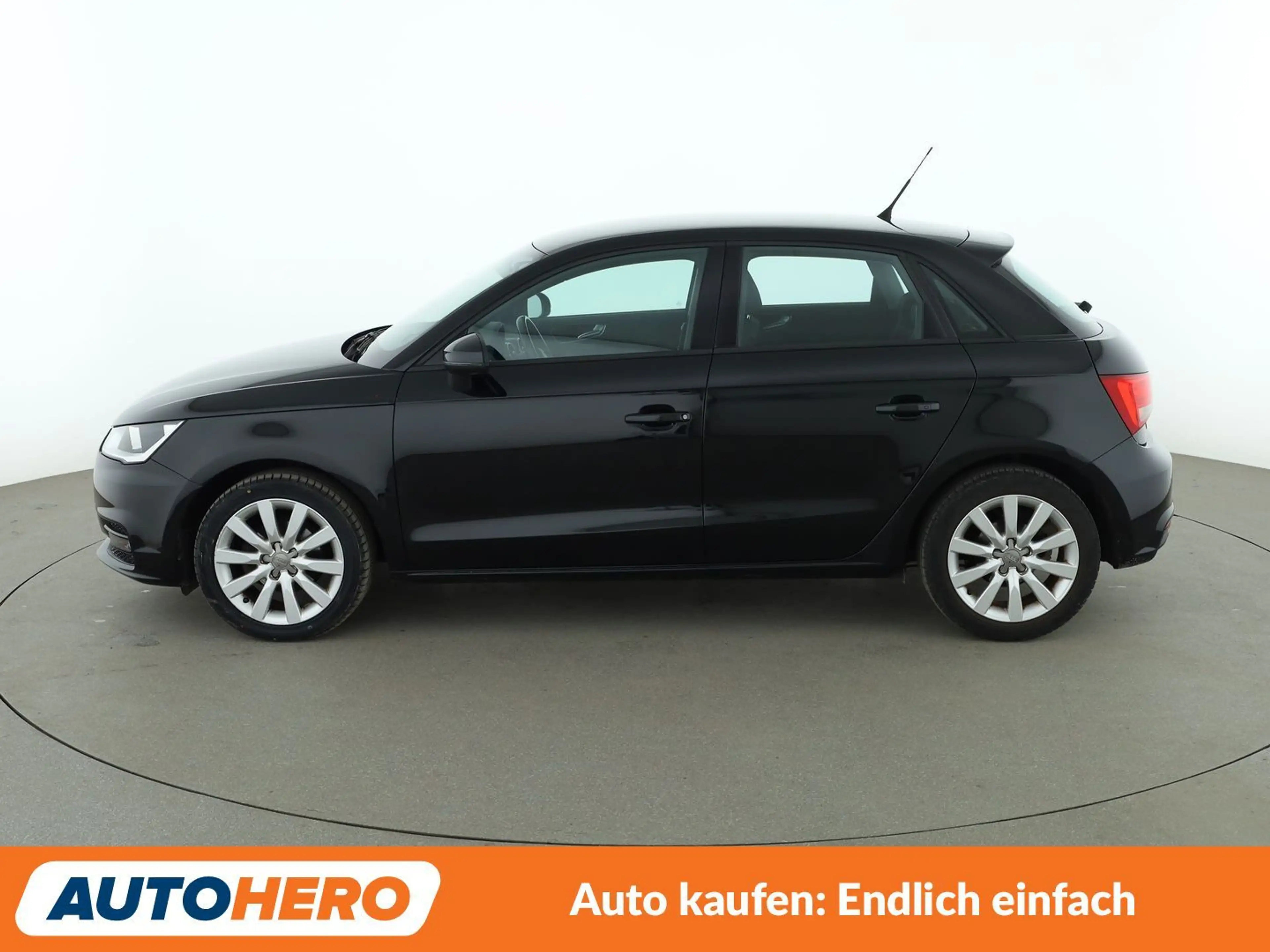 Audi A1 1.0 TFSI Sport — photo 3
