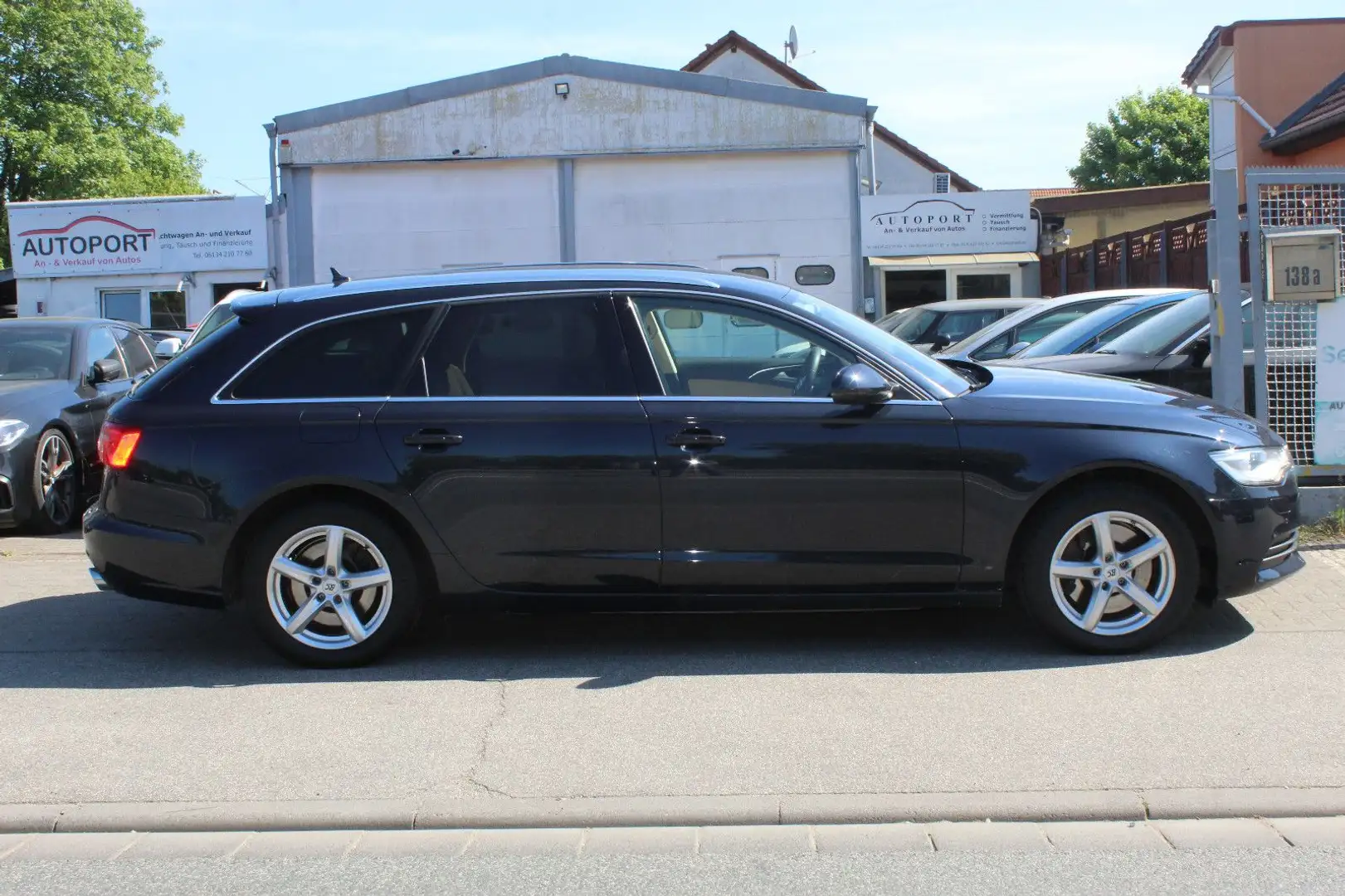 Audi A6 Avant 3.0 TDI quattro Blau - 2