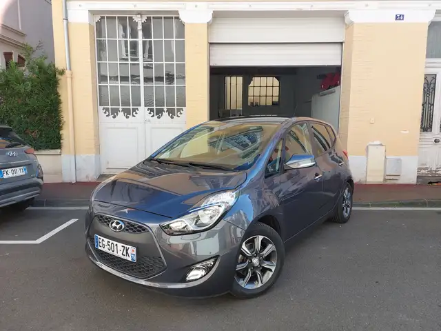 Hyundai iX20 1.6 125 Intuitive BVM6 2ème main FR, Attelage