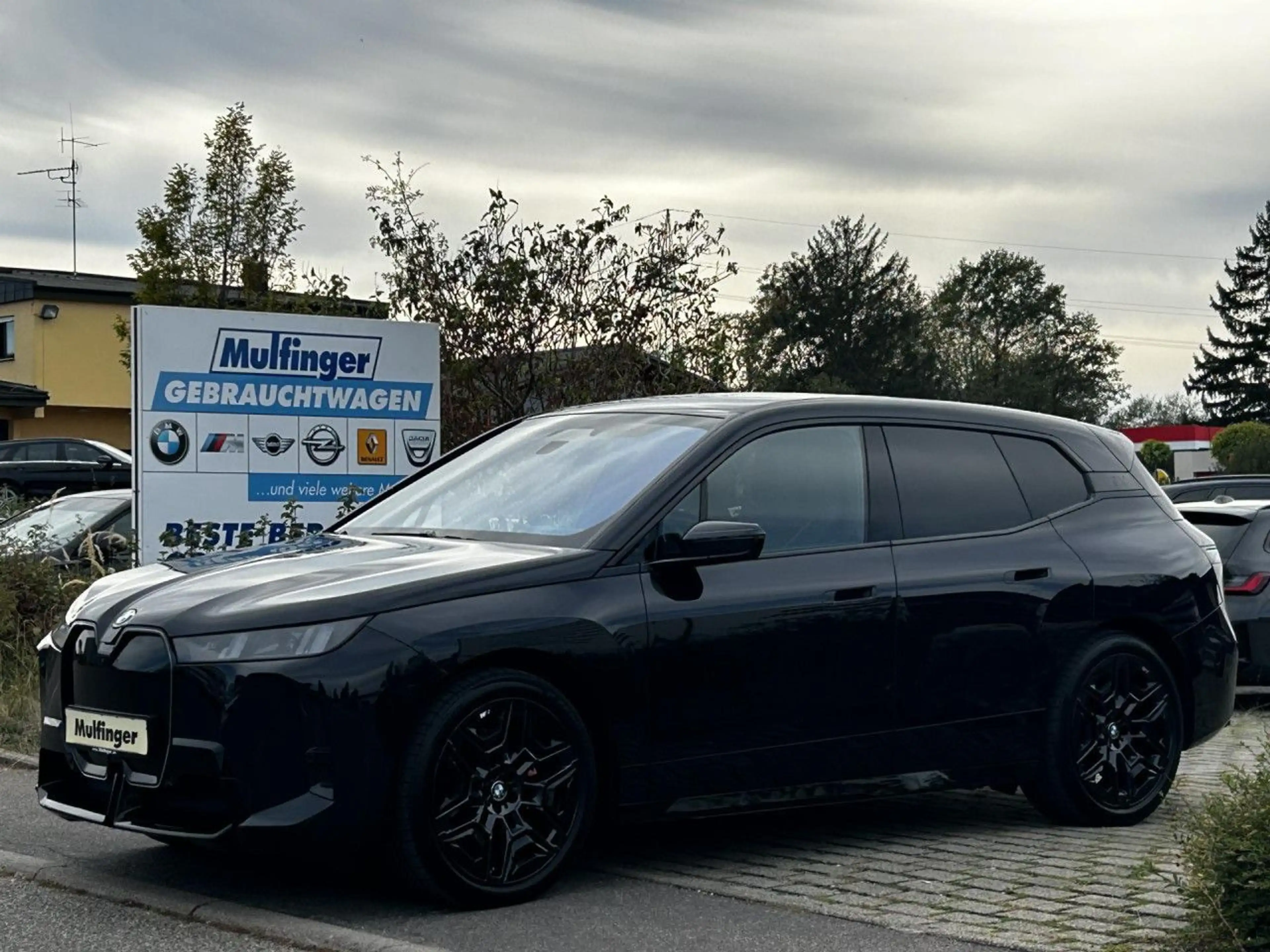 BMW iX x45 M Sport Pro ACC IntAktivL.Sitzbel.360°AHK — photo 5