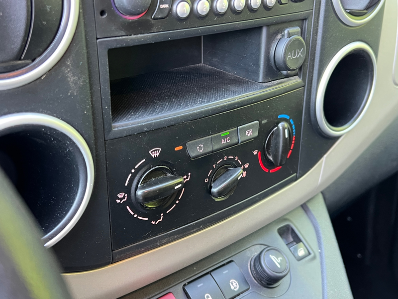 Peugeot Partner Tepee 1.6i Airco Trekhaak CruiseControle — photo 15