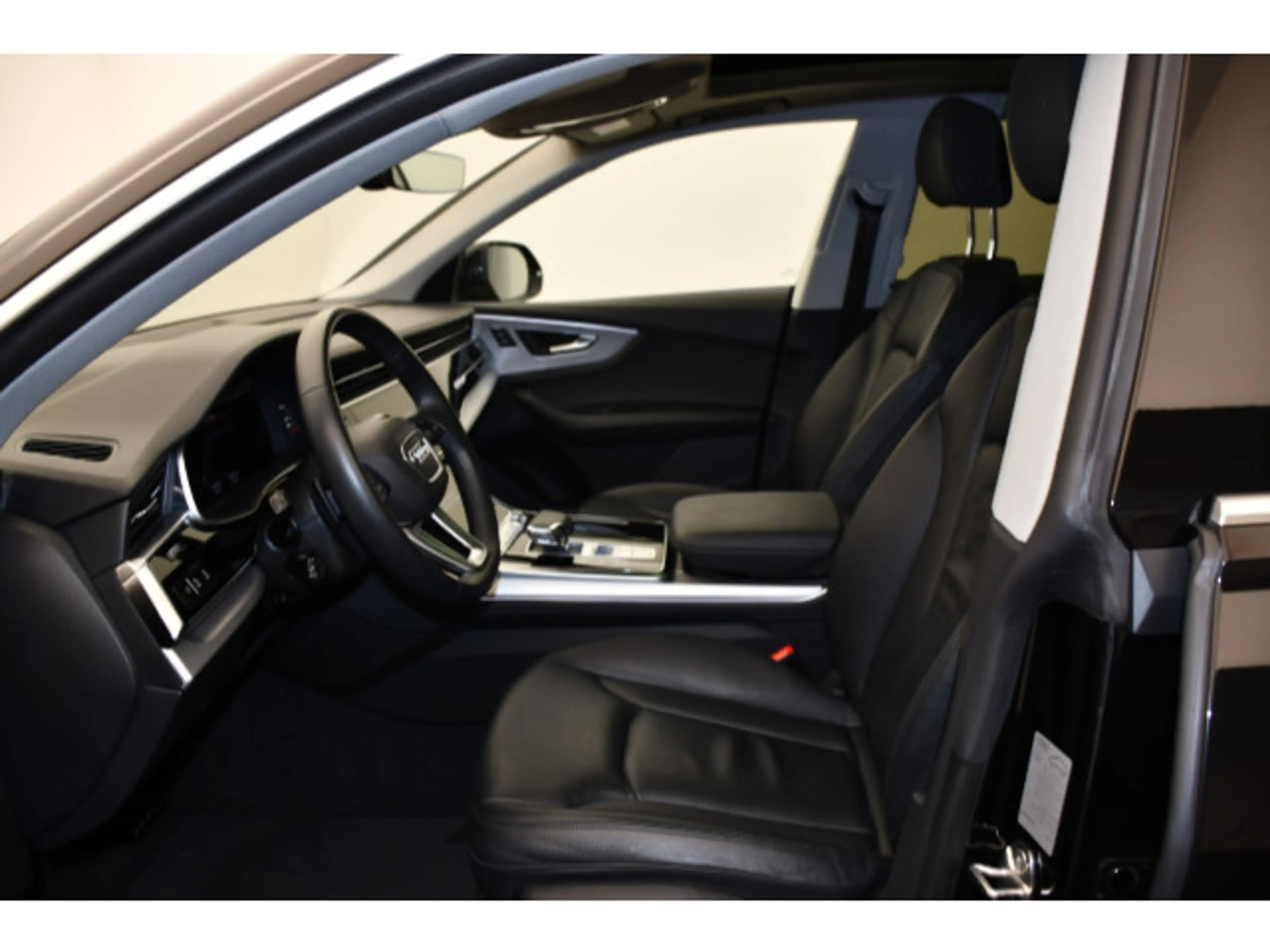 Audi Q8 55 TFSI quattro tiptronic AHK/Pano/Rückfahrka — photo 4