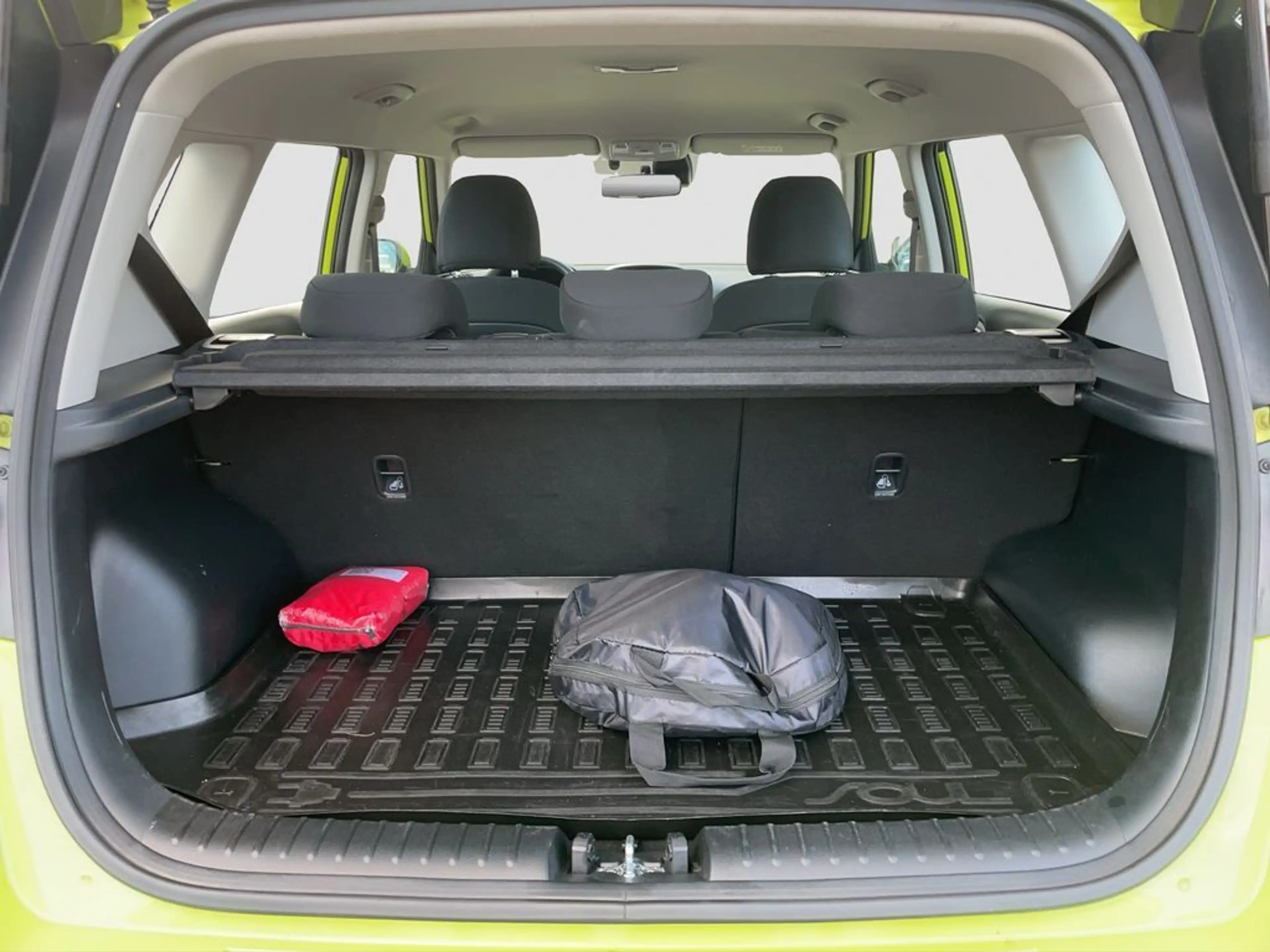 Kia Soul EV Edition 7 100 kW 39,2 kwh 3-Phase — photo 9