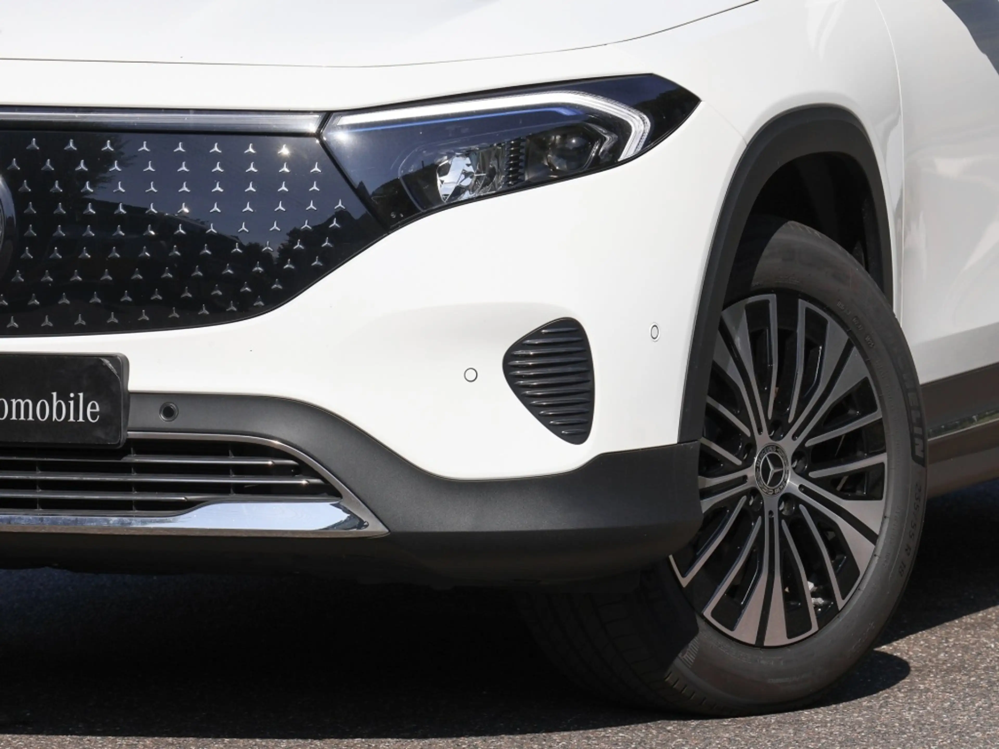Mercedes-Benz EQB 300 4M Electr-Art/Pano/360/Ambi/Keyl/Totw/18 — photo 6