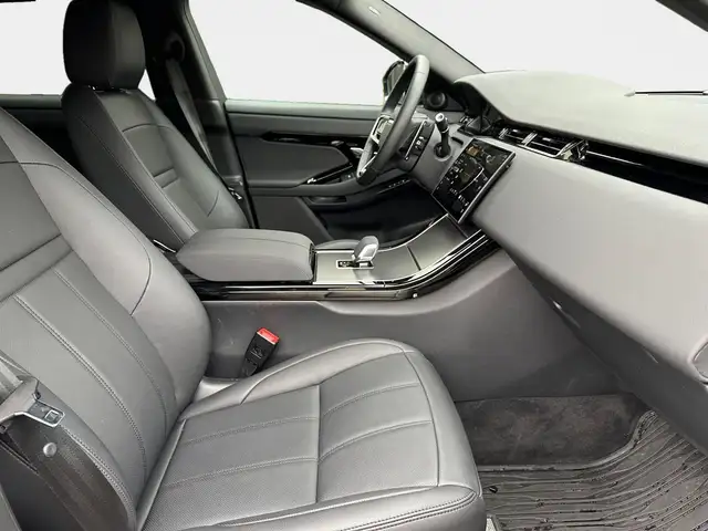 Land Rover Range Rover Evoque view 3