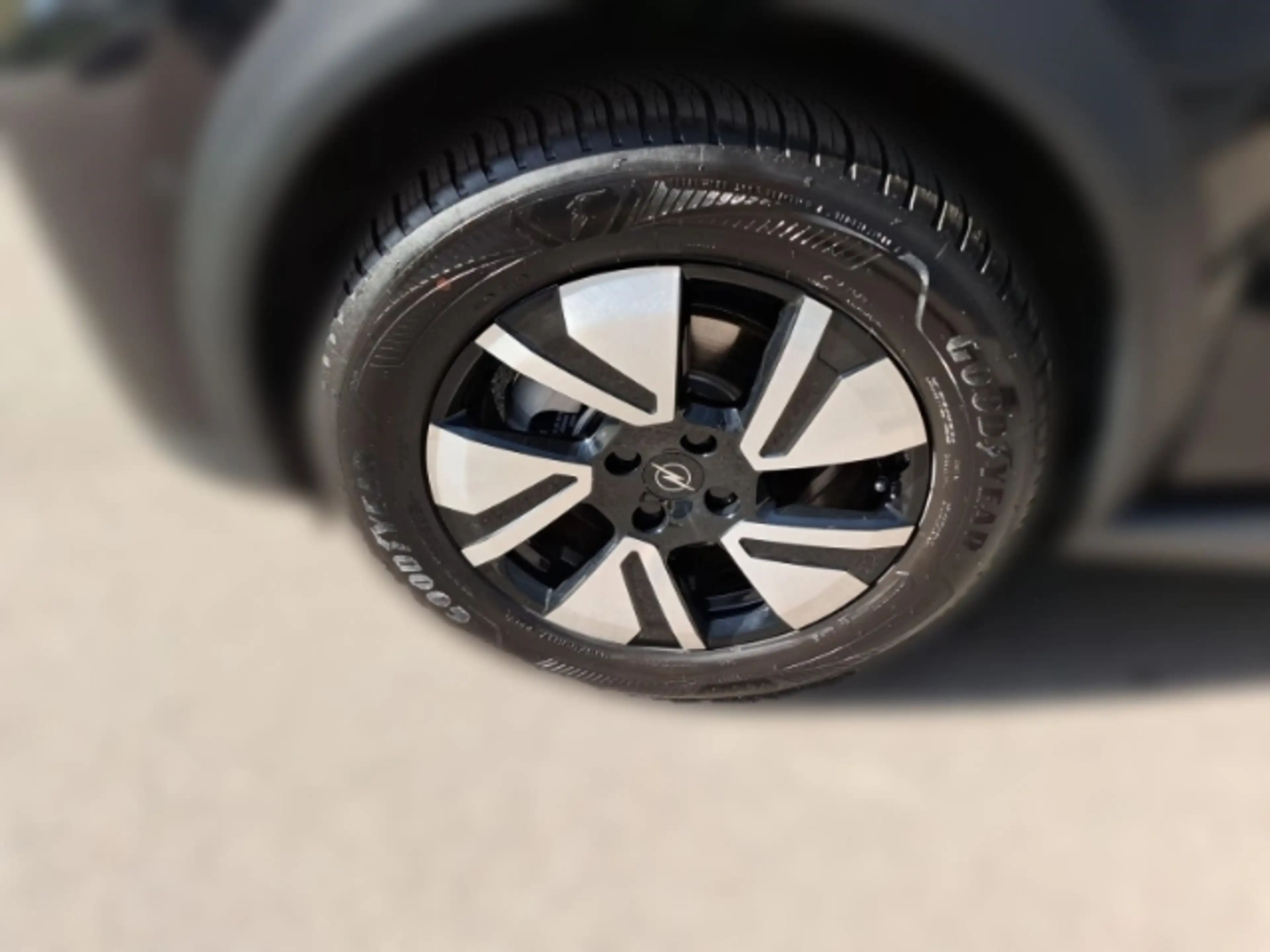 Opel Frontera GS 1,2 HYBRID Automatik/Lenkrad/Sitzheizung/AppleC — photo 6