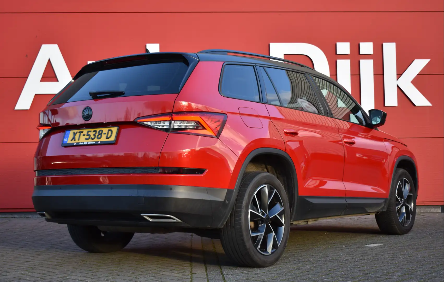 Skoda Kodiaq 2.0 TSI 4x4 Sportline Business LED | Leder | Canto Rot - 2
