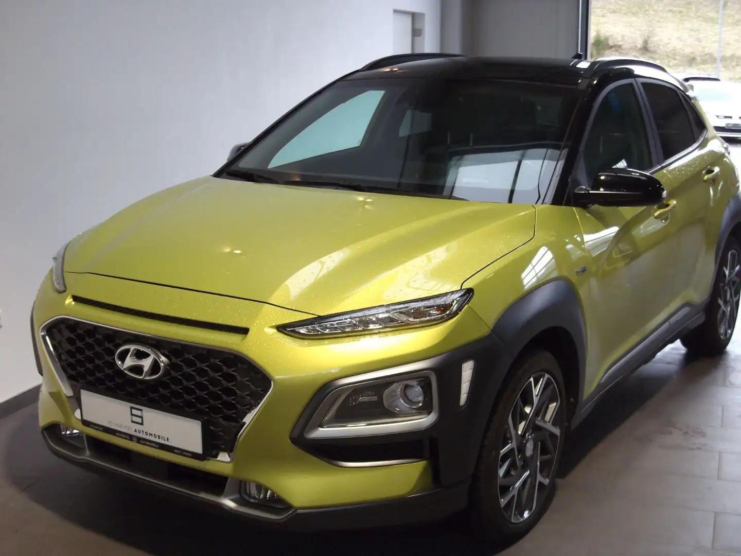 Hyundai KONA Premium Hybrid 2WD žuta - 1