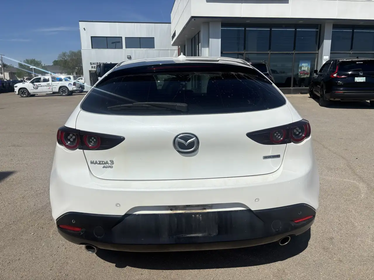 Mazda 3 снимка Mazda 3
