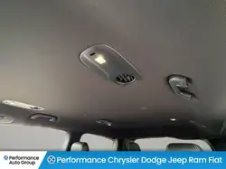 Chrysler Pacifica 2027 — фото 13