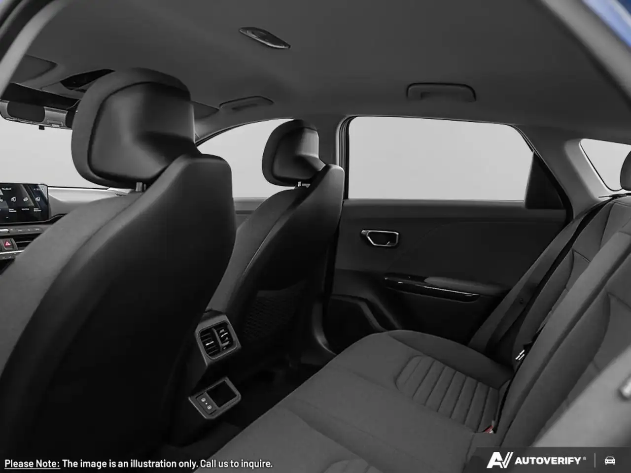 Kia K4 fotografie Kia K4