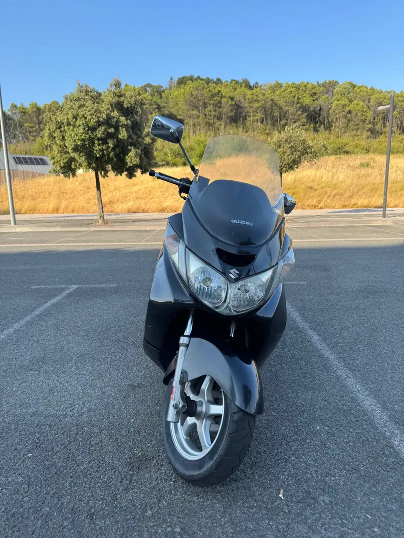 Suzuki Burgman 250 Negro - 1