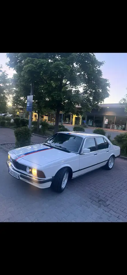 BMW 735 i. SPORTFAHRWER.Tausch BMW F 10-535i, foto 2
