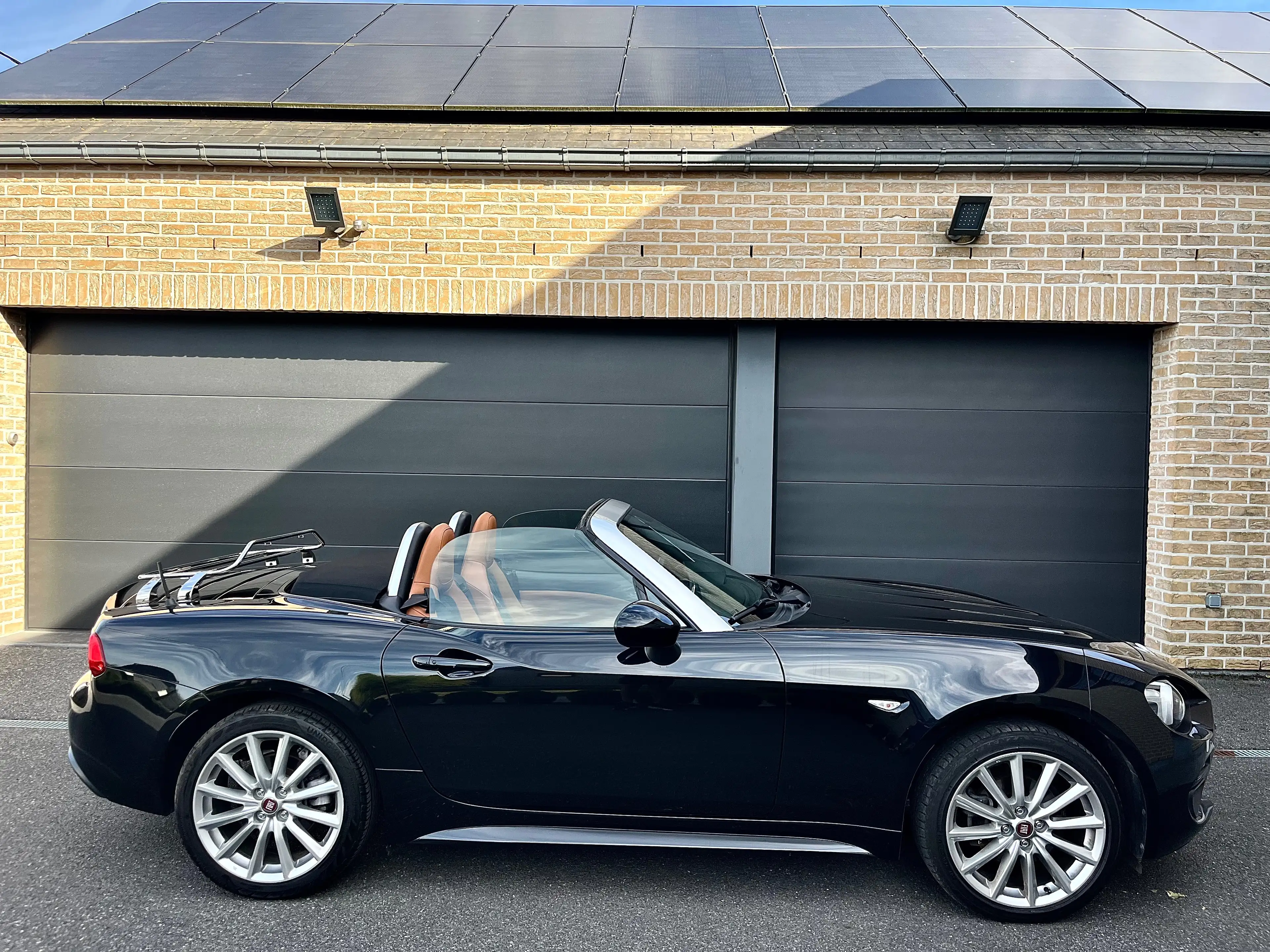 Fiat 124 Spider 124 Spider 1.4 MultiAir Lusso — photo 3