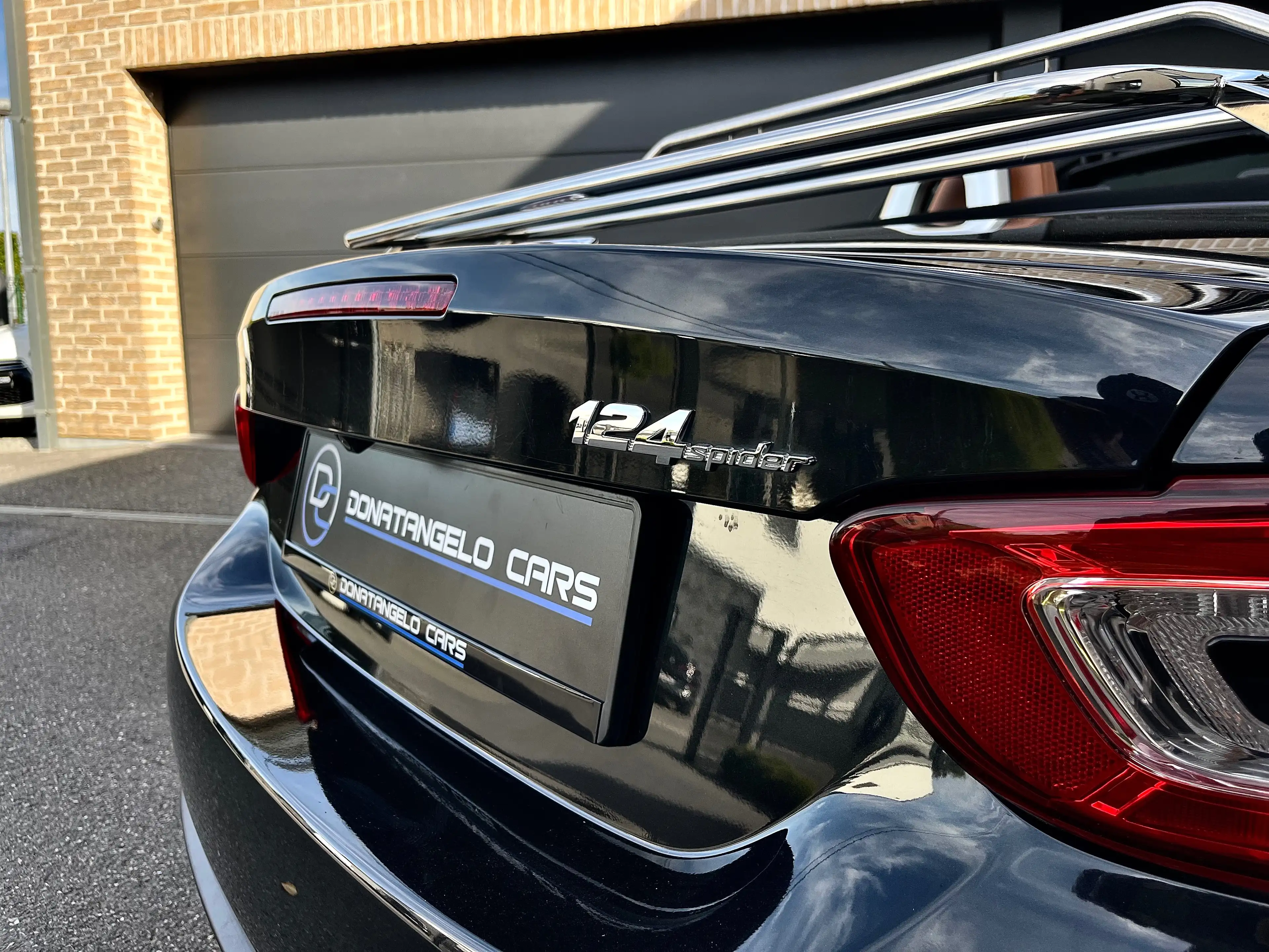 Fiat 124 Spider 124 Spider 1.4 MultiAir Lusso — photo 6