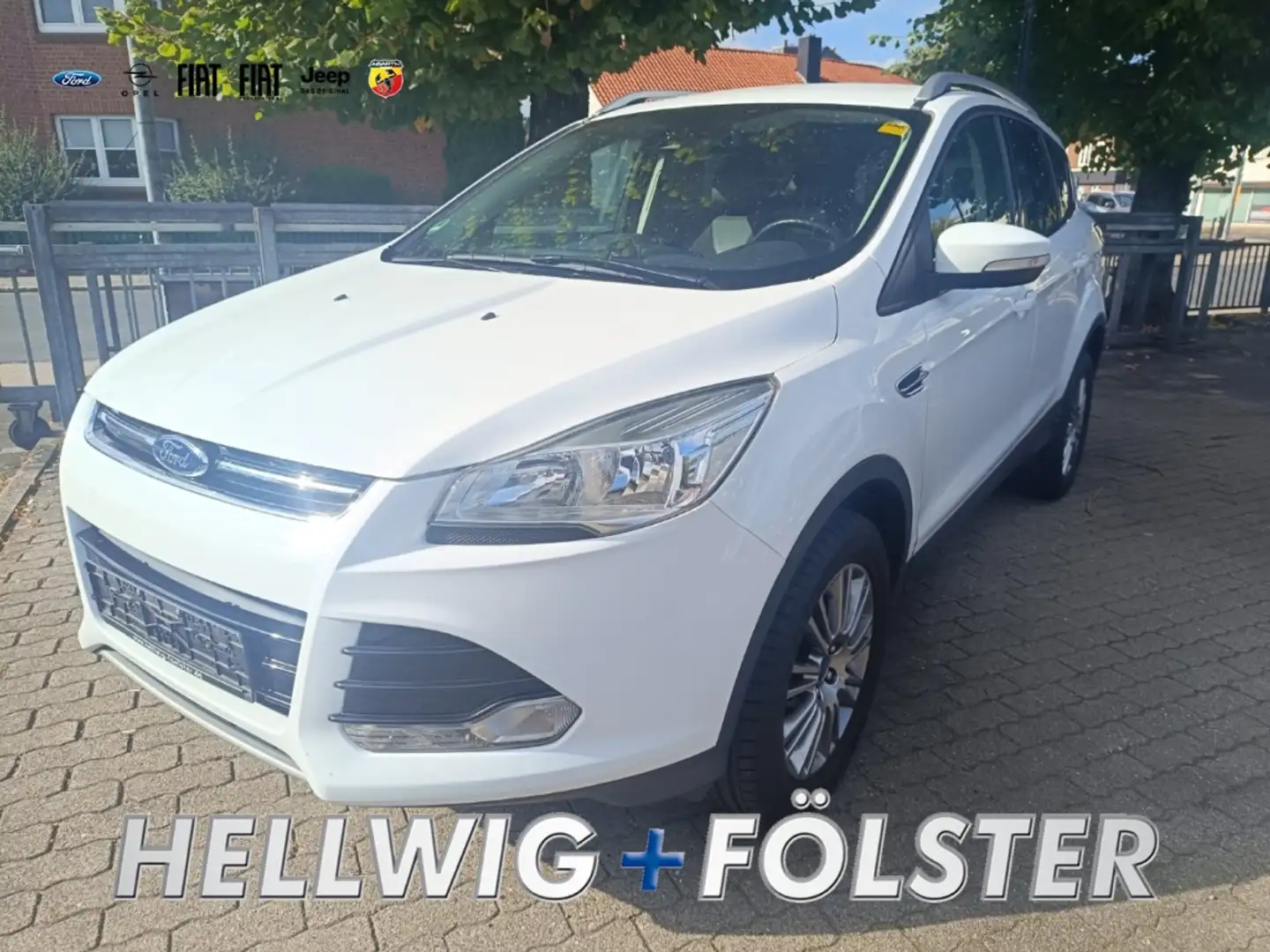 Ford Kuga TITANIUM KLIMAAUTOMATIK / LMF /  PDC / WINTER-PAKE Blanc - 1
