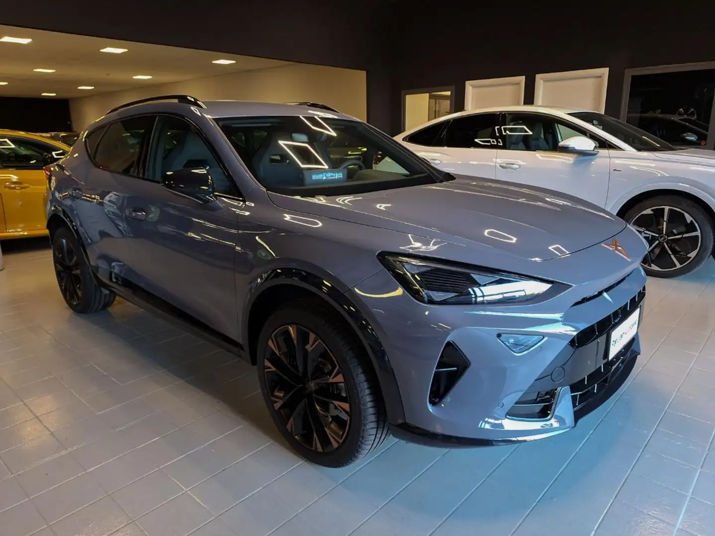 CUPRA Formentor 1.5 Hybrid DSG+packEDGE+PACKDYNAMIC+INTELLLINGENT Grigio - 1