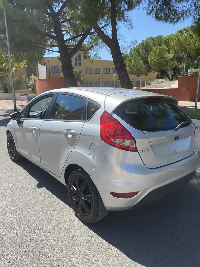 Ford Fiesta 5p 1.4 tdci Titanium - 2