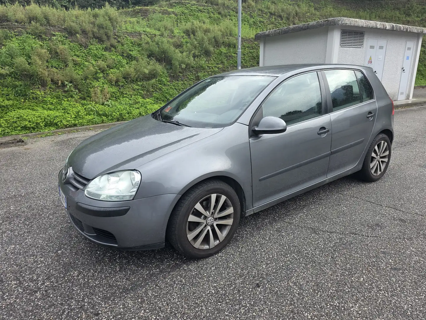 Volkswagen Golf 5p 1.9 tdi. CINGHIA CAMBIATA Grigio - 1