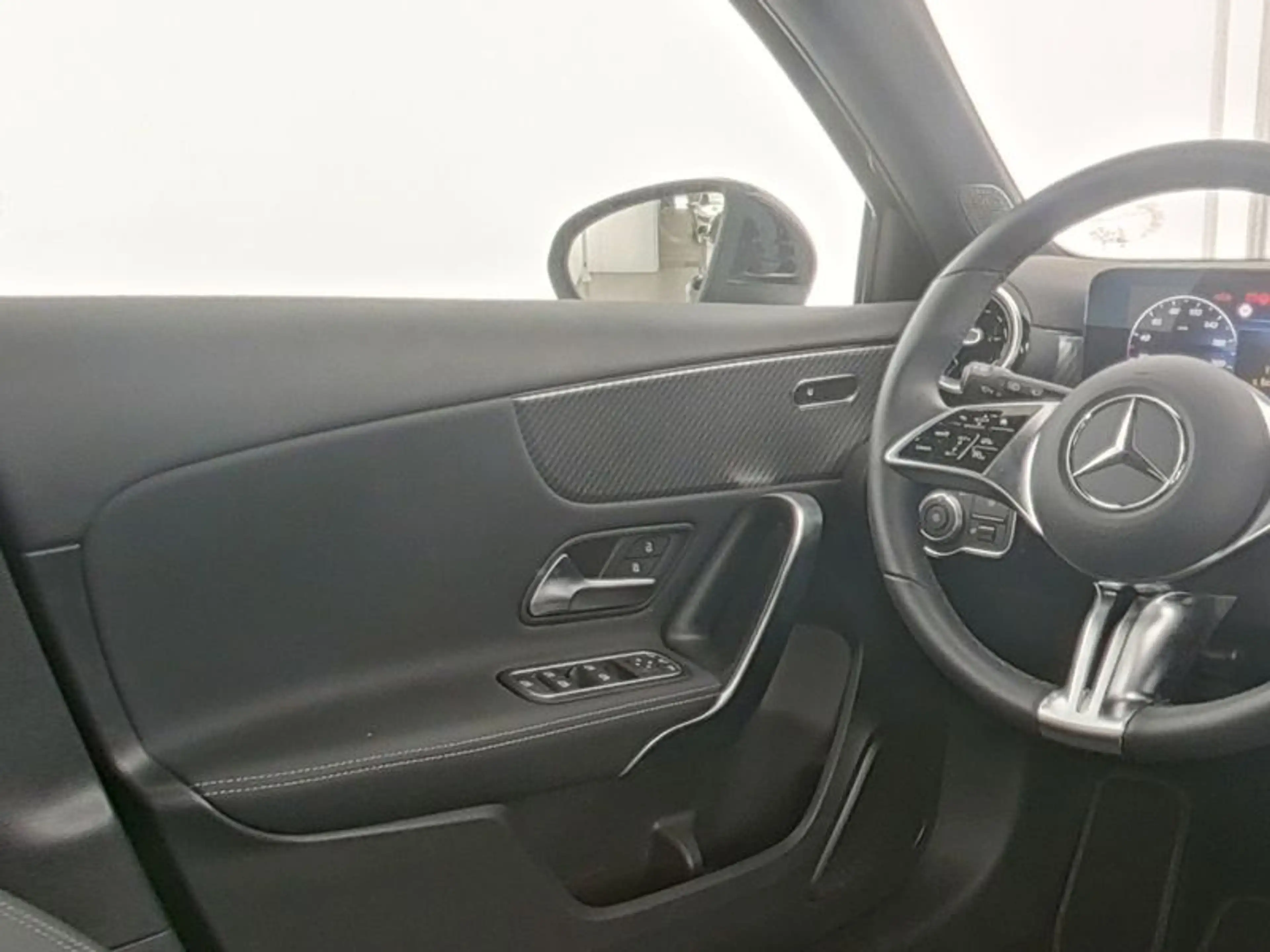 Mercedes-Benz A 200 , PROGRESSIVE MULTI KAMERA PANO SPUR PDC — photo 9