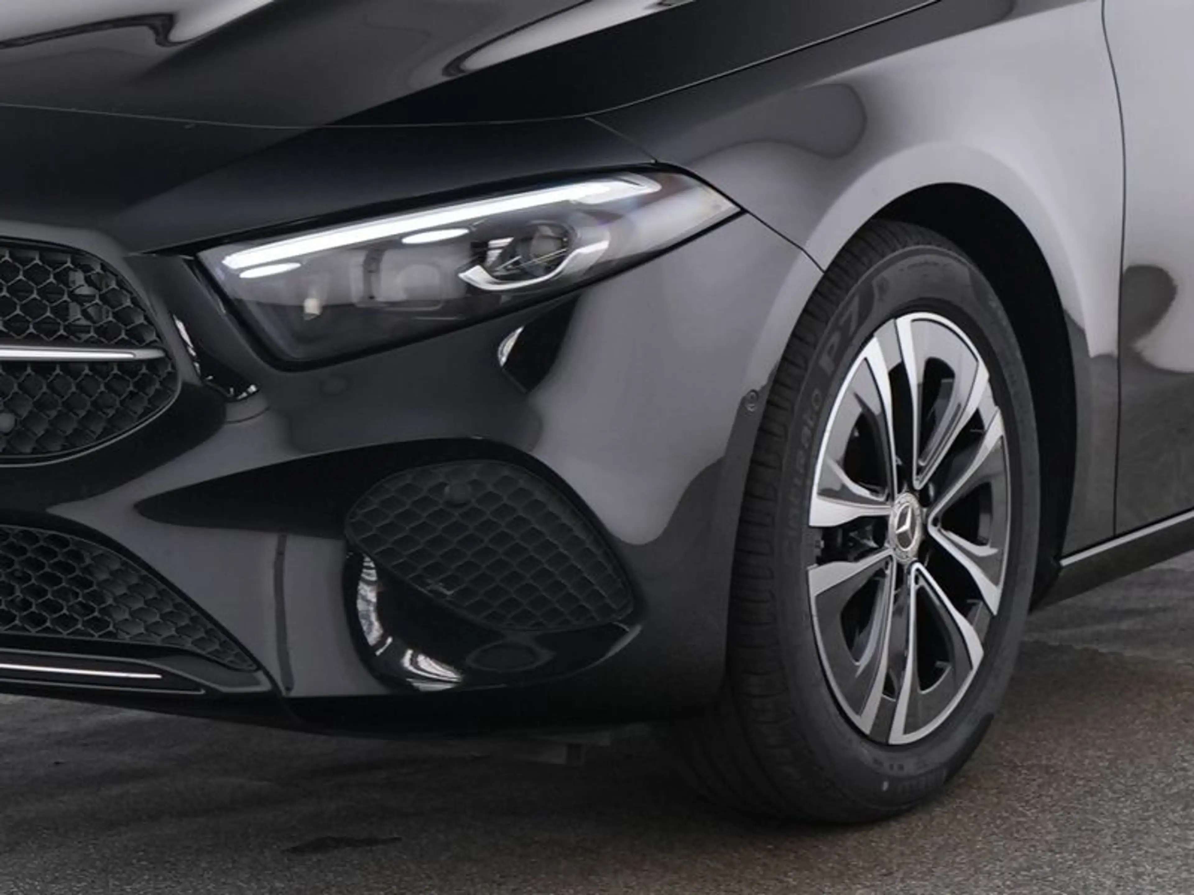 Mercedes-Benz A 200 , PROGRESSIVE MULTI KAMERA PANO SPUR PDC — photo 4