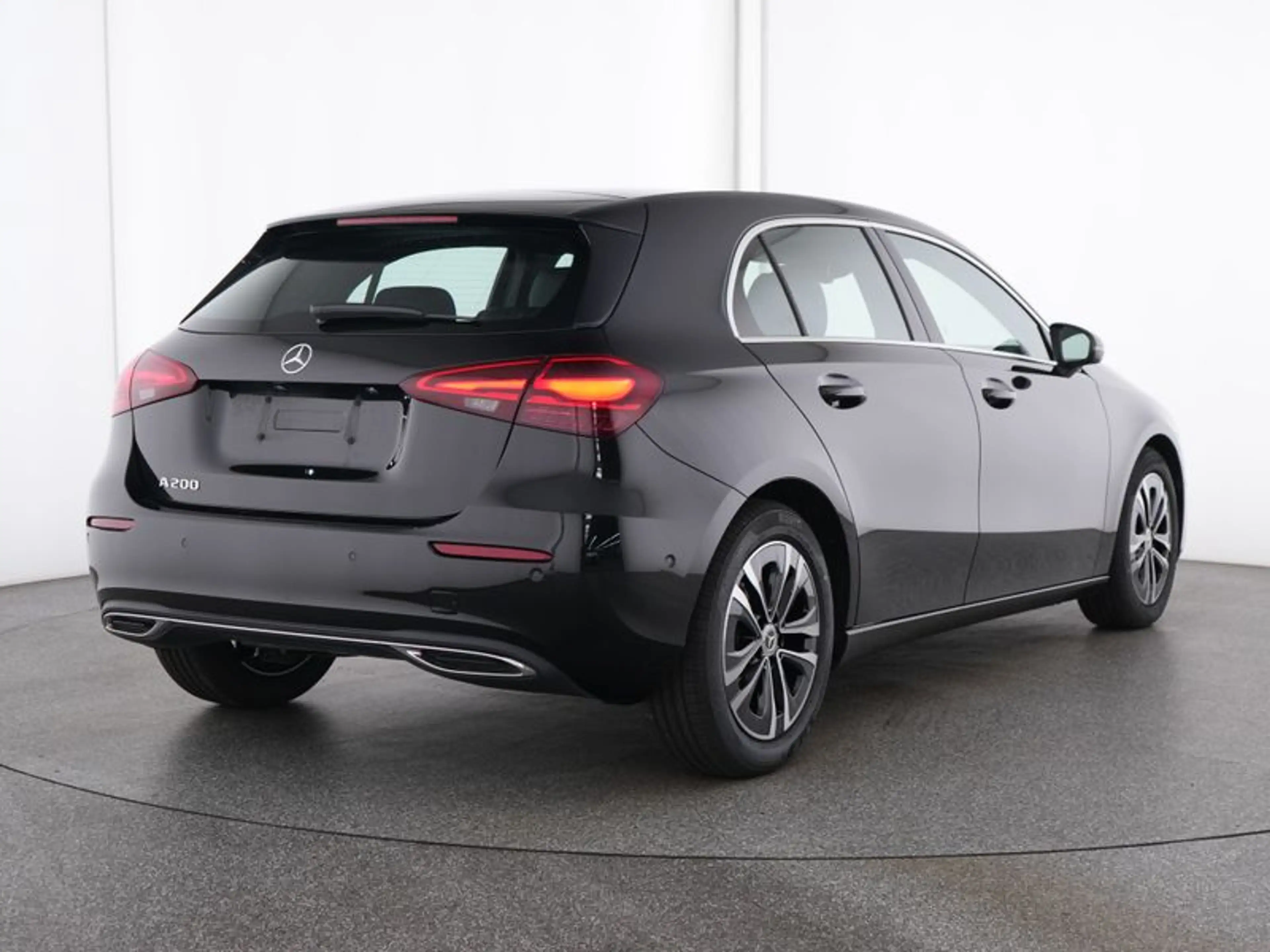 Mercedes-Benz A 200 , PROGRESSIVE MULTI KAMERA PANO SPUR PDC — photo 3