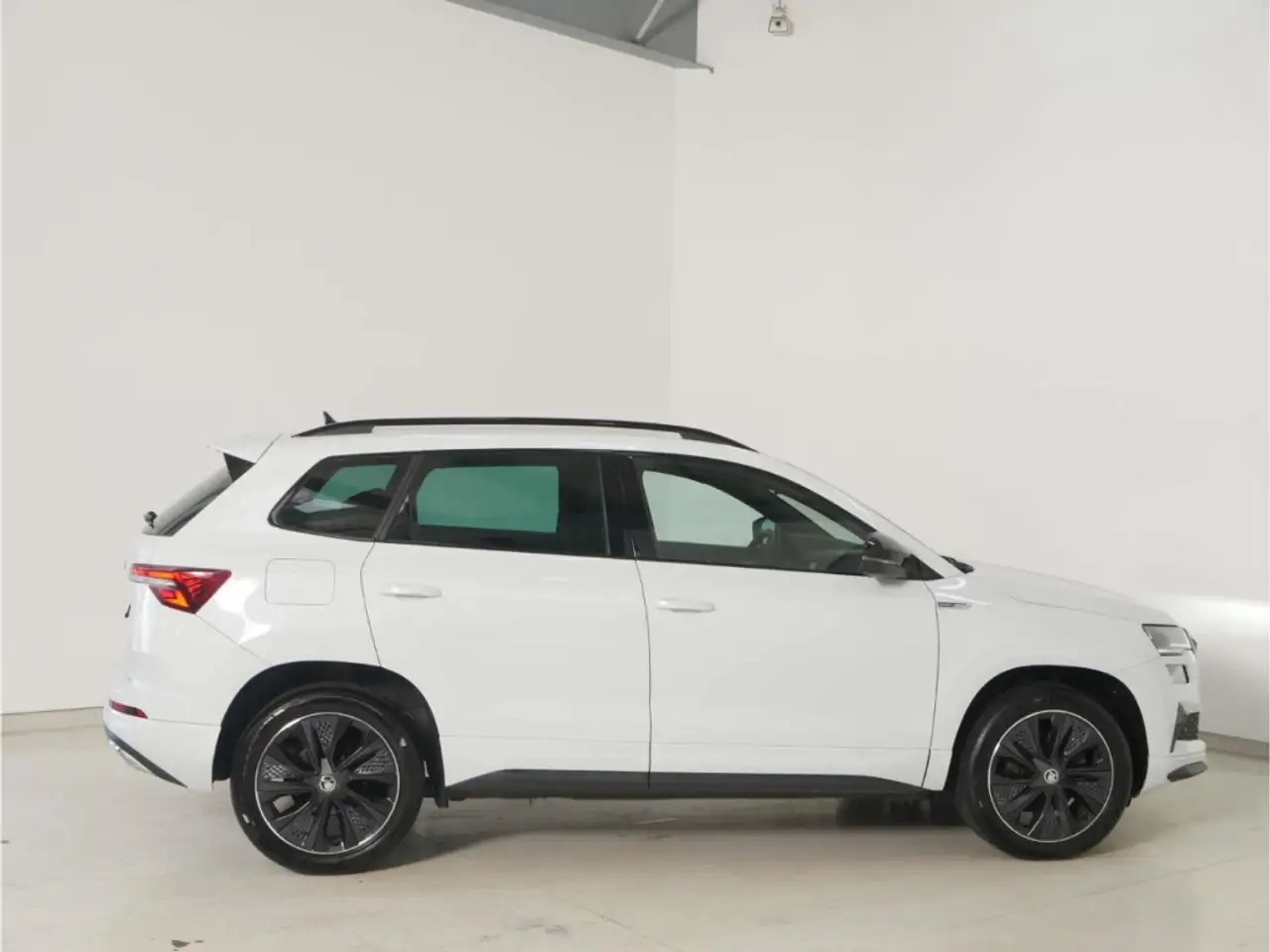 Skoda Karoq 1.5 TSI DSG Sportline AHK/NAV/LED/Kamera, миниатюра 9
