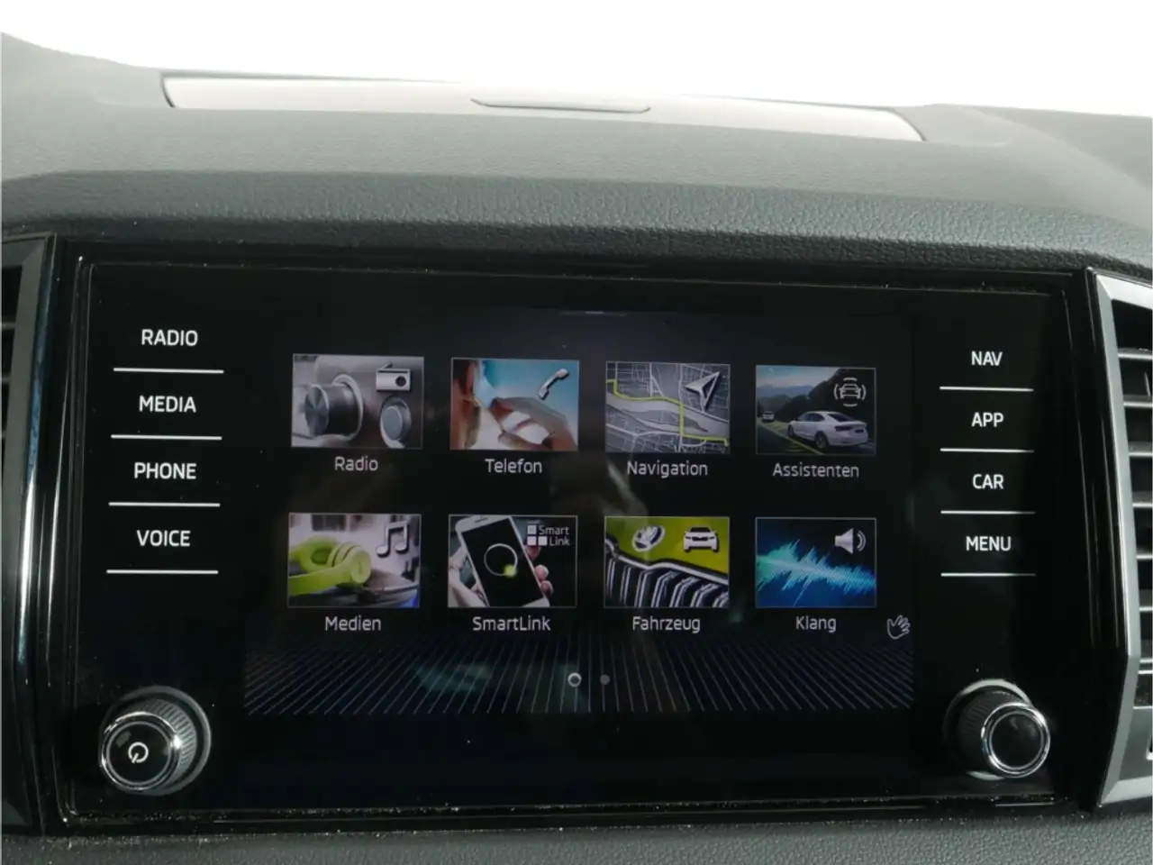 Skoda Karoq 1.5 TSI DSG Sportline AHK/NAV/LED/Kamera, миниатюра 22