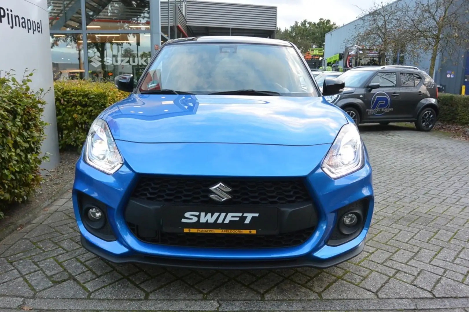 Suzuki Swift 1.4 Sport Turbo Boosterjet 5-deurs Two-tone Blauw - 2