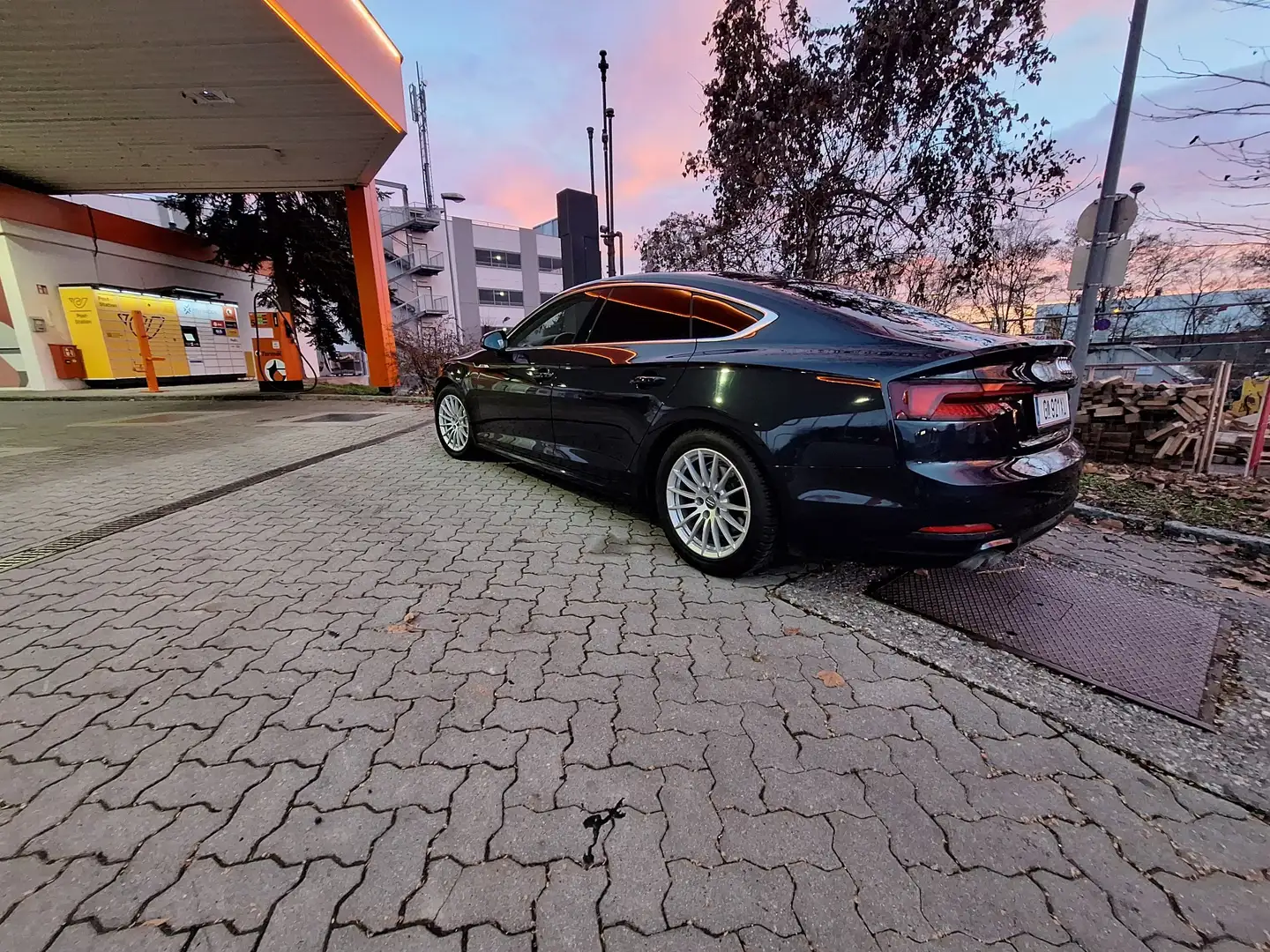 Audi A5 Sportback 2.0 TDI quattro S tronic sport Blau - 1