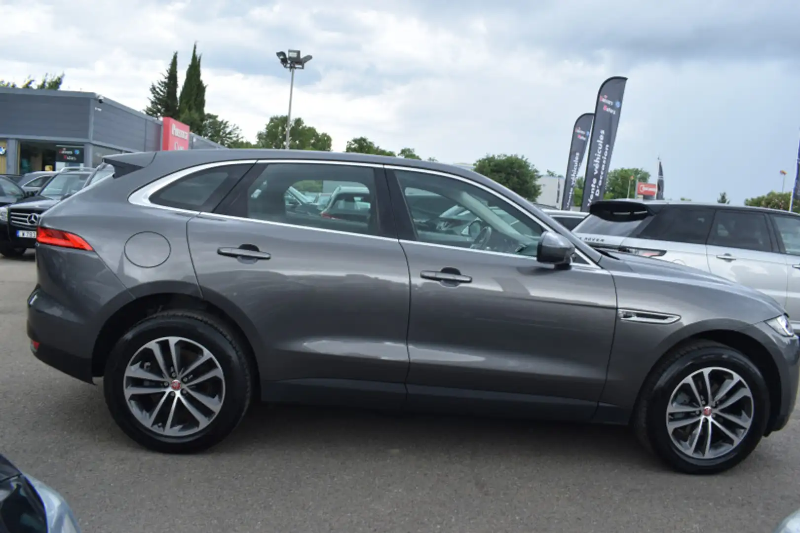Jaguar F-Pace 2.0D 180CH PRESTIGE AWD BVA8 Gris - 2