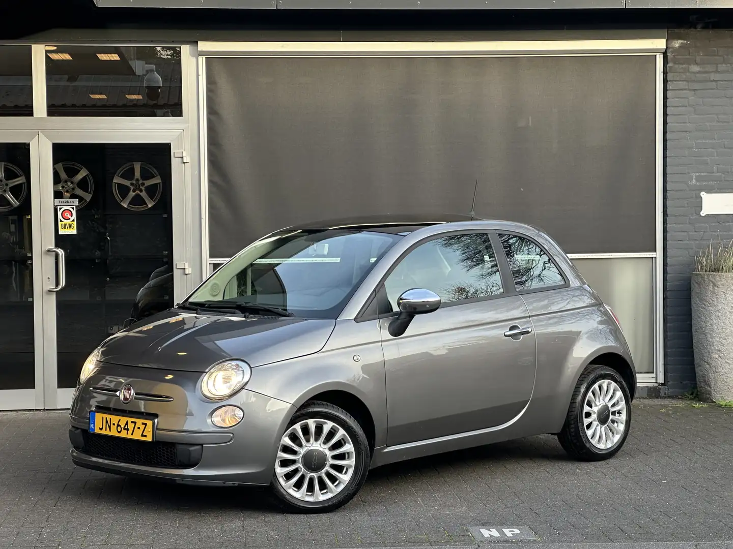 Fiat 500 1.2 Lounge AIRCO / PANO / SCHERM / CAMERA / ELEKT Gris - 1
