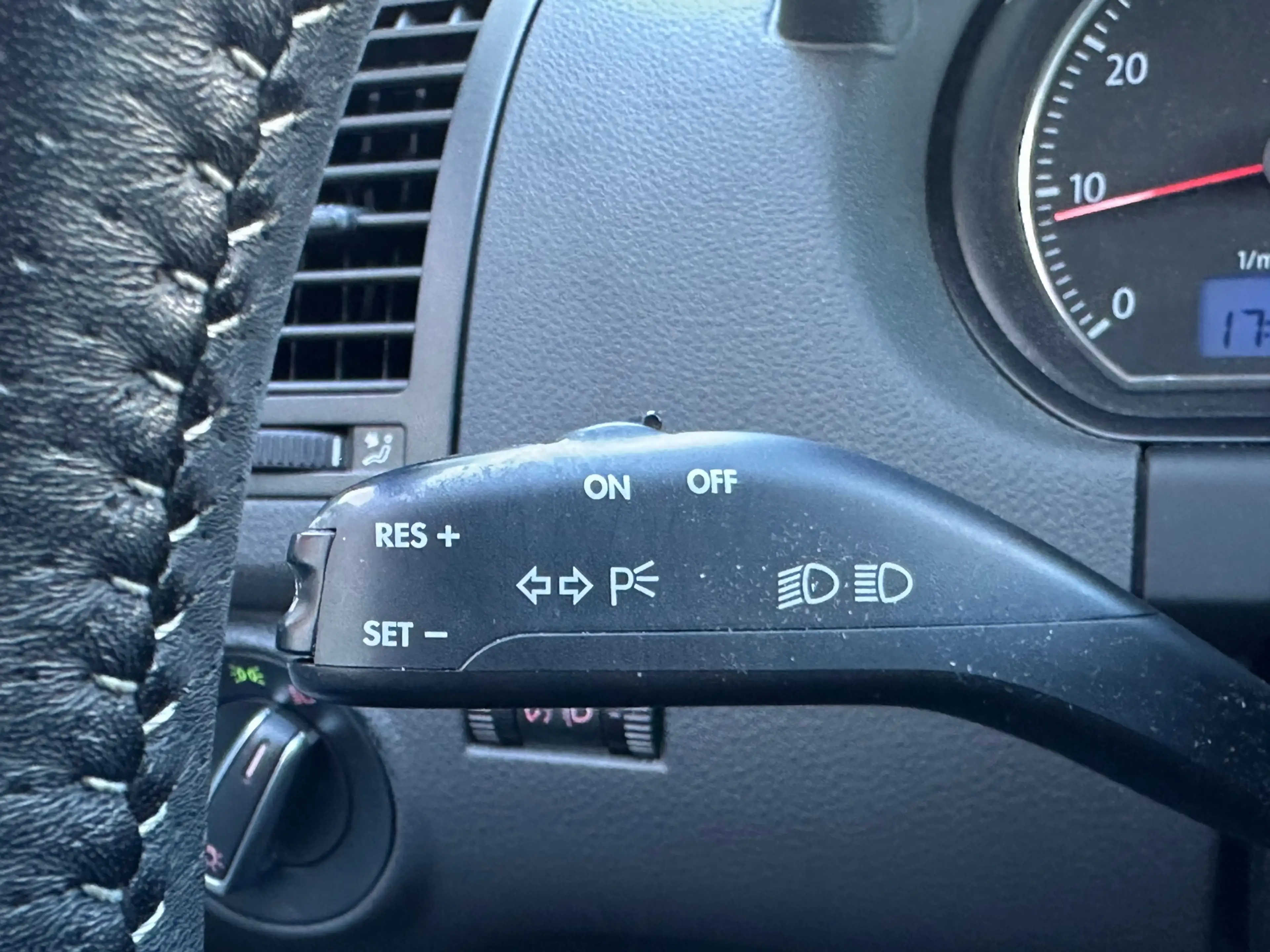 Volkswagen Polo Cross 1.4-16V / Airco / Cruise / 17 inch / NAP — photo 6