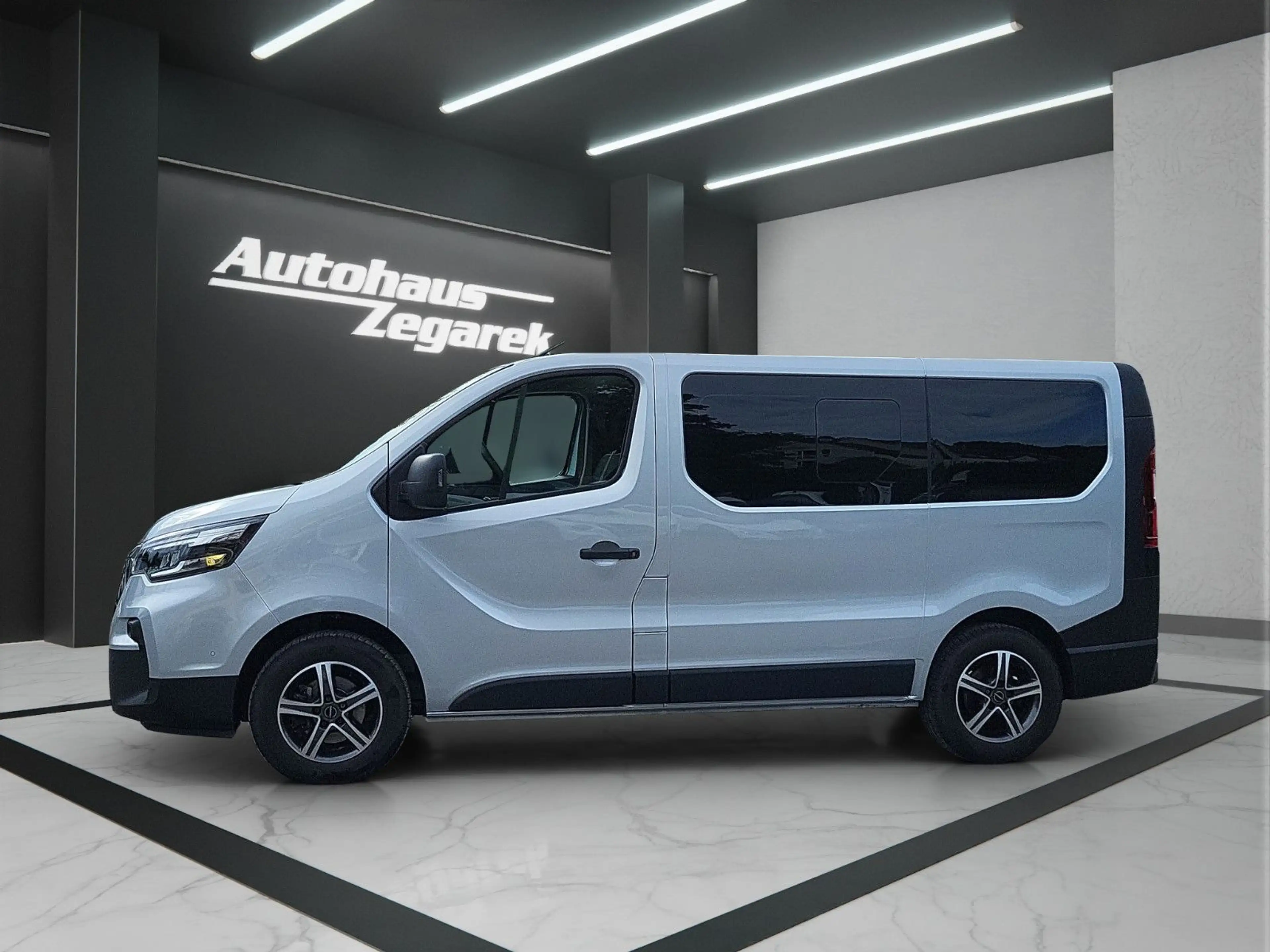 Nissan NV300 Kombi L1H1 2,8t N-CONNECTA — photo 3