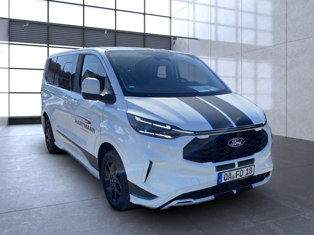 Ford Tourneo Custom Sport AWD L1 Sportpaket Navi LED 4
