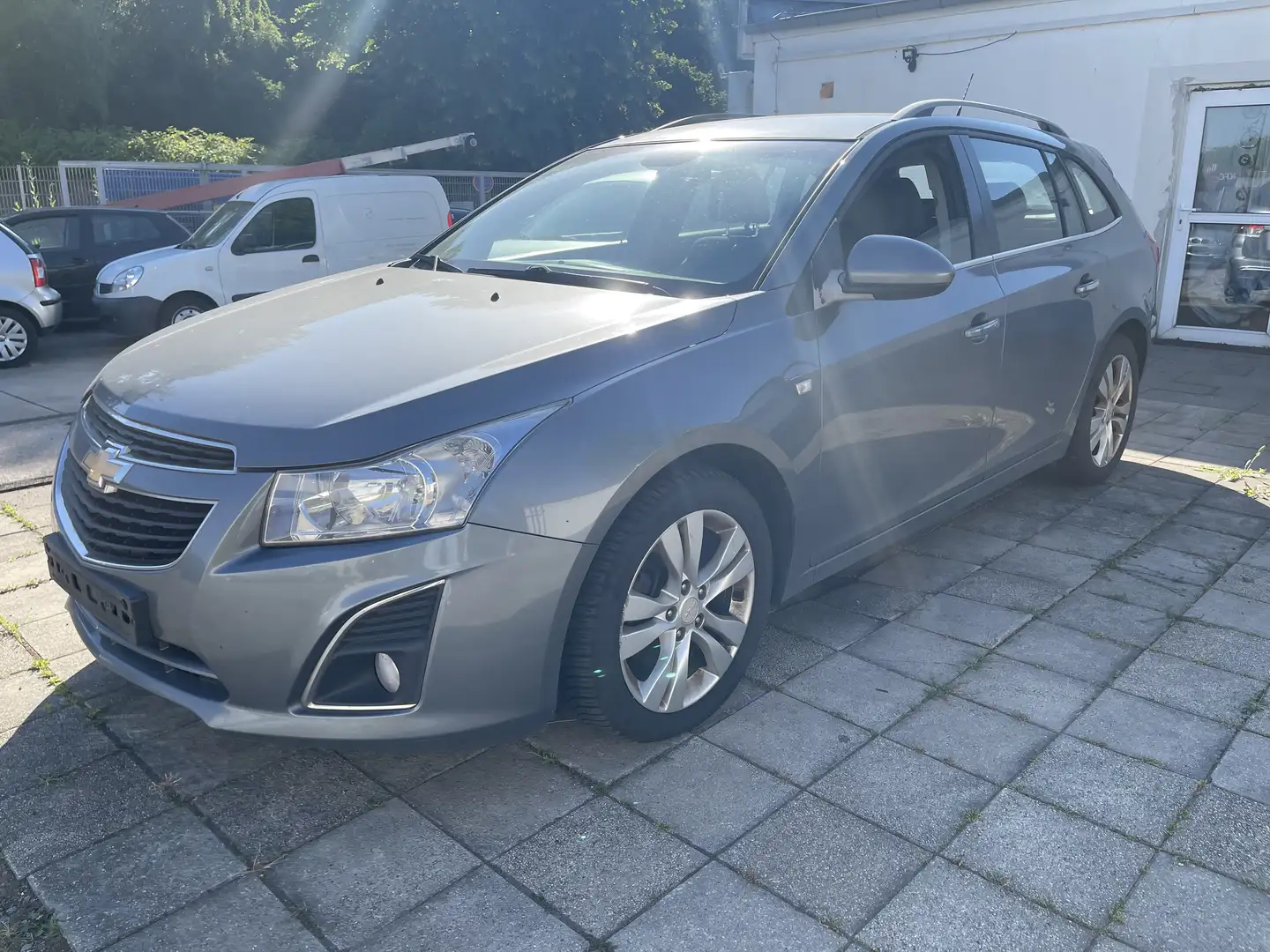 Chevrolet Cruze LTZ AHK Tüv Gris - 1