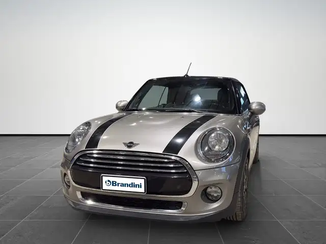 MINI Cooper D Cabrio 1.5 Cooper D auto