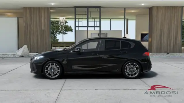BMW 1 Series view 3