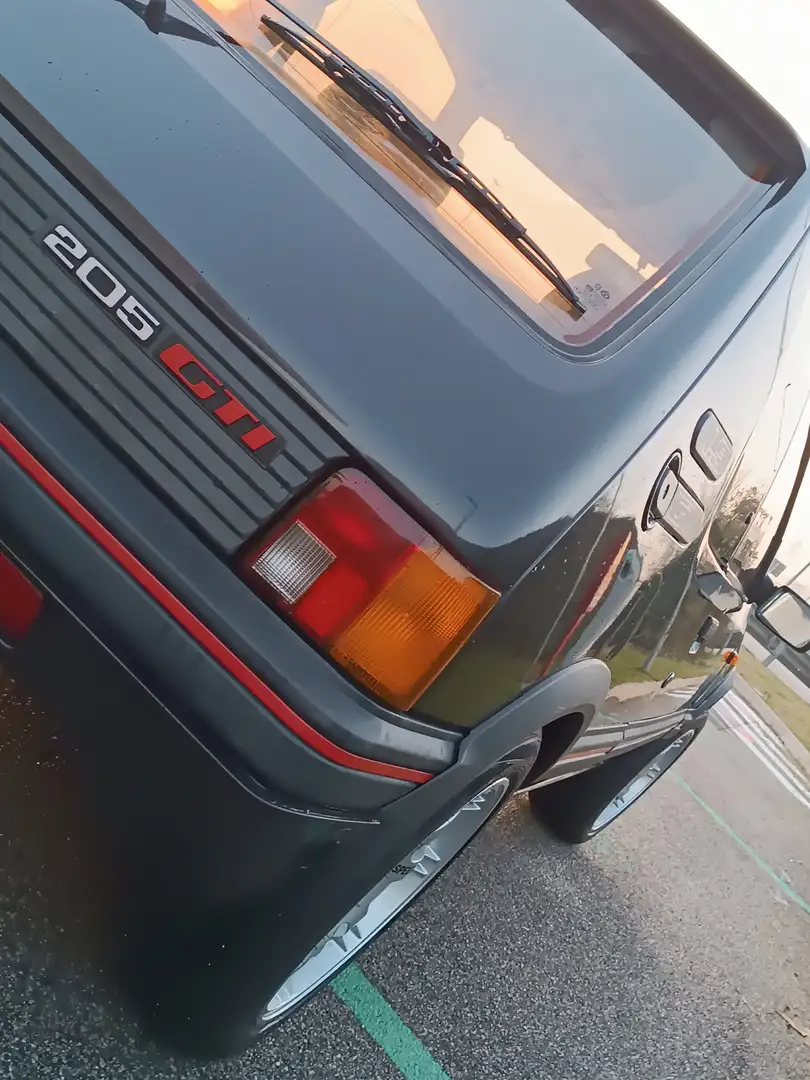 Peugeot 205 3p 1.9 Gti 130cv 5m - 1