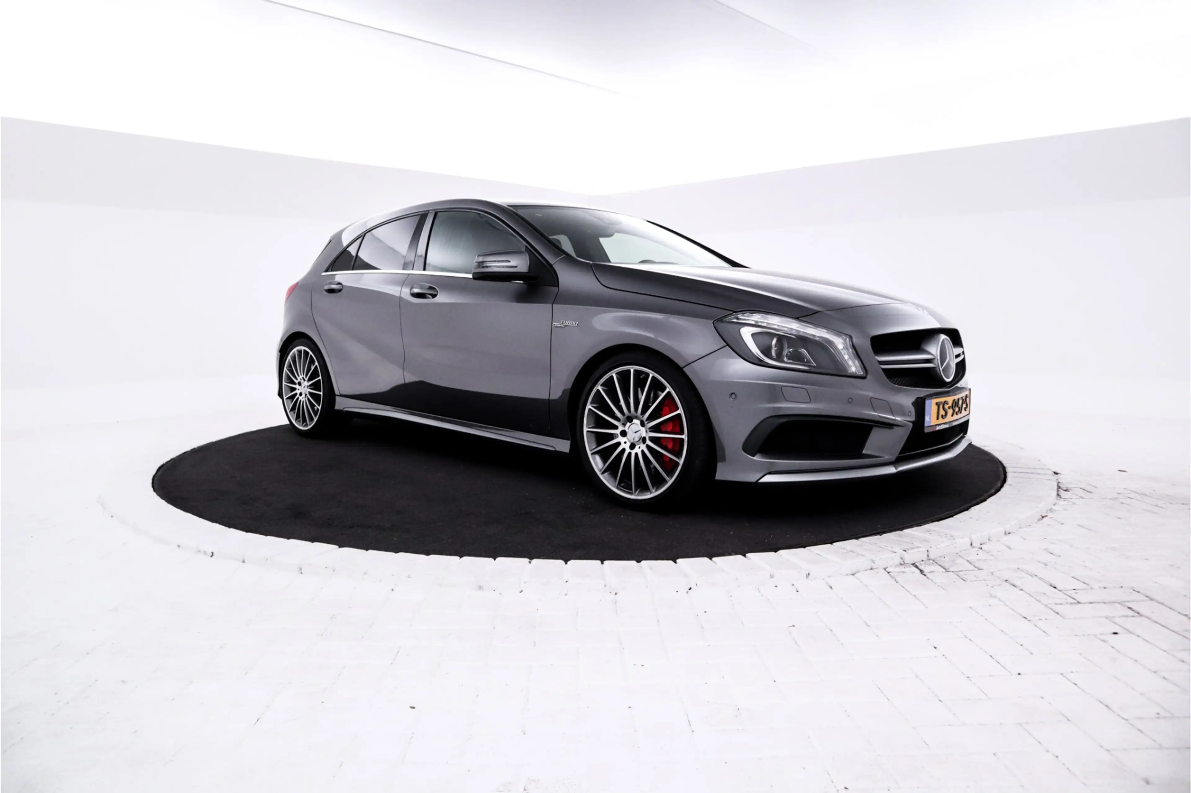 Mercedes-Benz A 45 AMG 4MATIC - Camera, Harman/Kardon, Navigatie, — photo 2