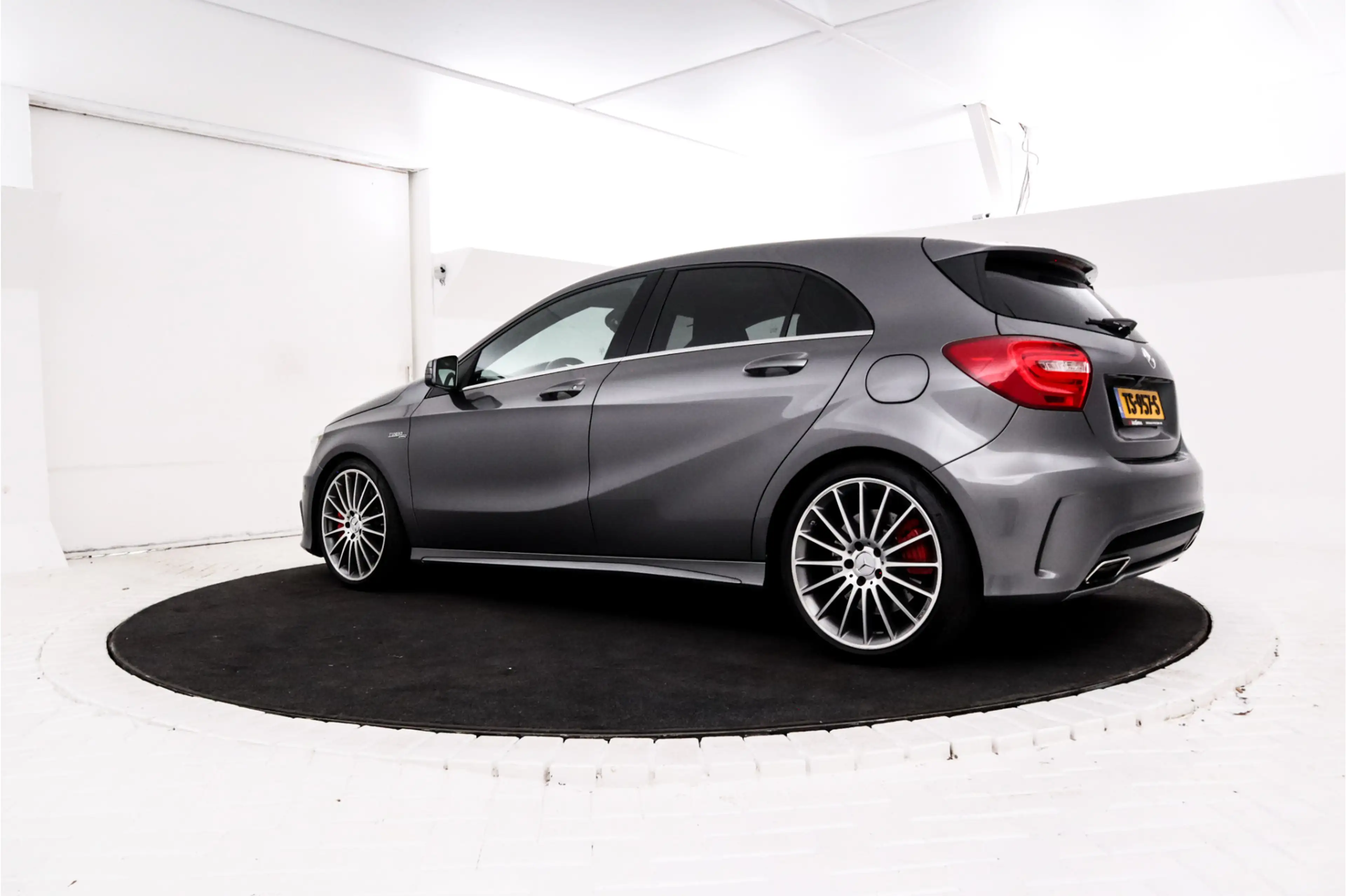 Mercedes-Benz A 45 AMG 4MATIC - Camera, Harman/Kardon, Navigatie, — photo 3